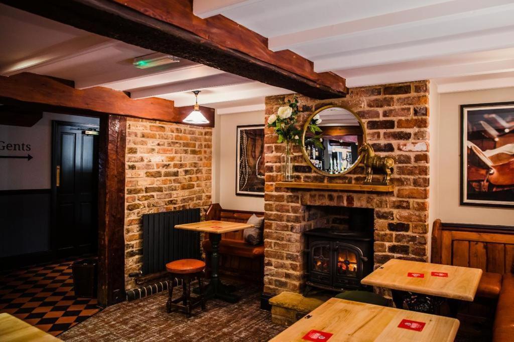 The Black Horse Inn Gainsborough Exterior foto
